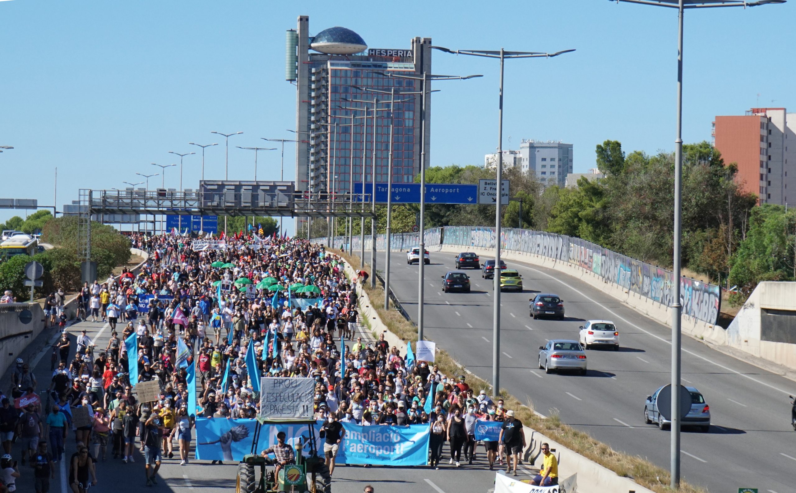 Demonstration against the expansion of El Prat airport, September 2021 (Foto: Marc Garcia)