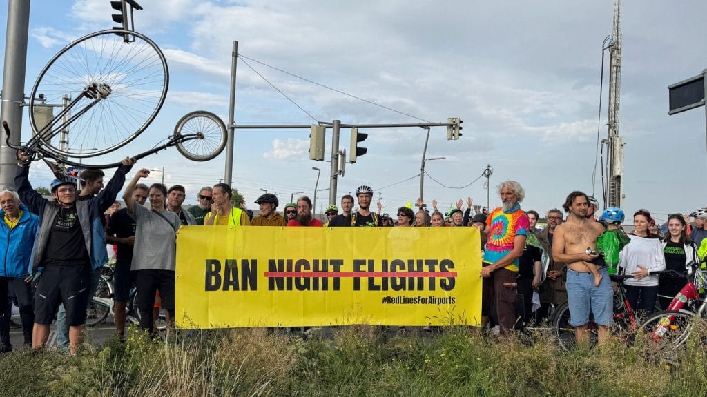 Action on the international day for the ban of night flights in Austria.